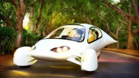 From MSNBC.com: Mere Earthlings will likely do some serious rubbernecking when the Aptera Typ-1 three-wheeled vehicle hits the road, perhaps as early as this year. The vehicle, shown here, is...