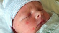 6lbs 14oz # Ashton Josiah Porter, 6lbs 14ozs, 20 inches # @dcescott http://twitpic.com/27bivr in reply to dcescott # @schleider yes! All is well, thanks for asking! in reply to schleider...